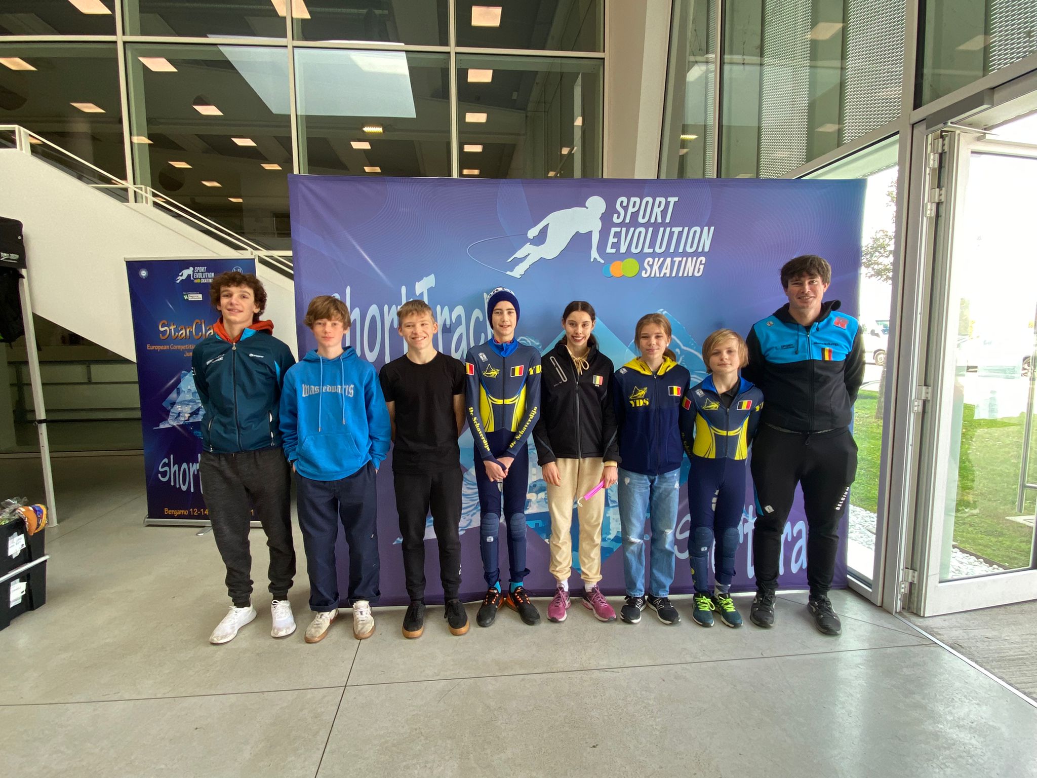 Zeven Belgische schaatsers in Bergamo   