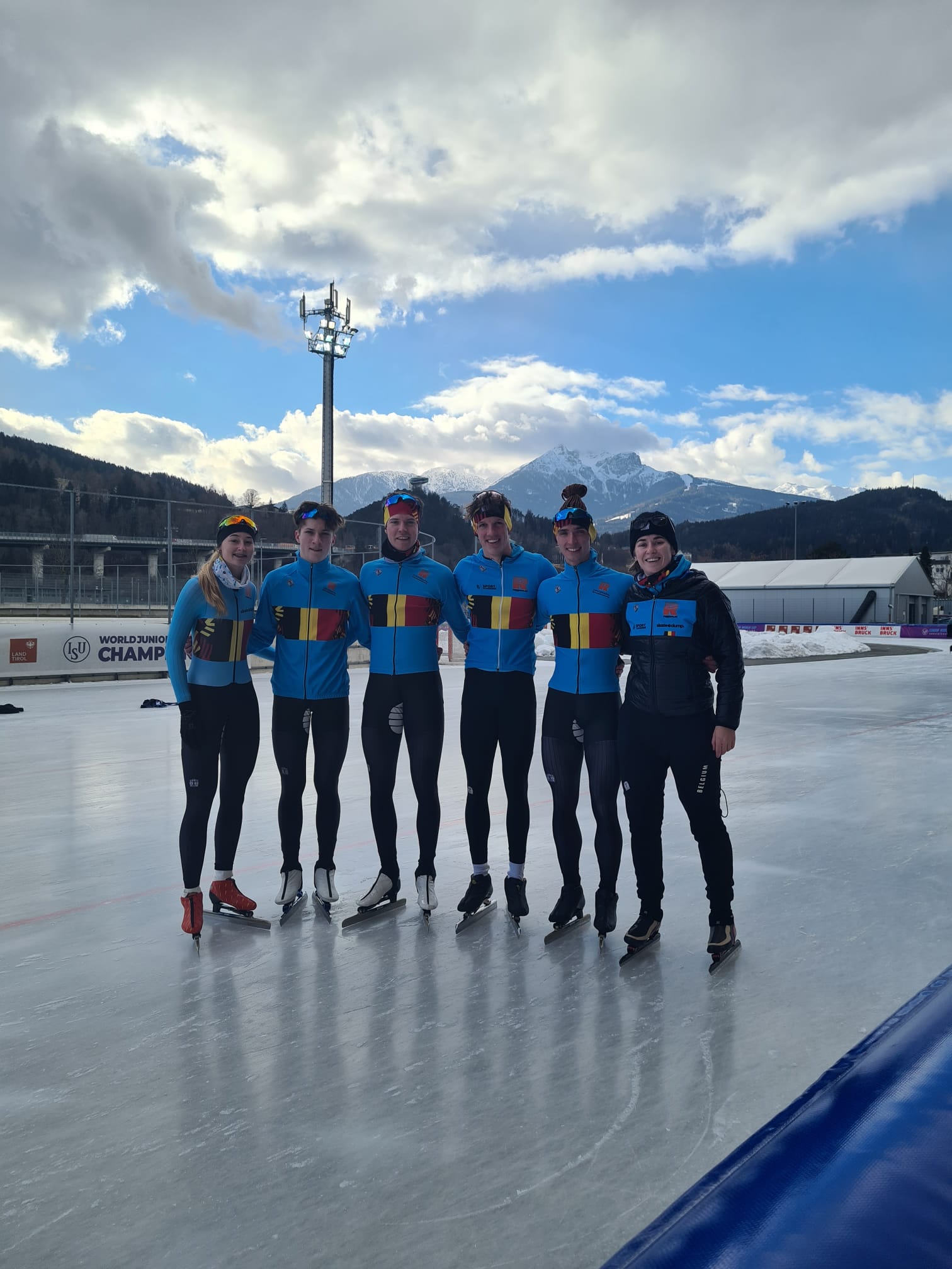 Derde wereldbekerwedstrijd voor junioren in Innsbruck   
